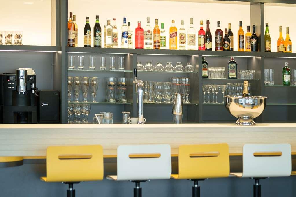 พรีเมียร์ คลาส แฟรงเฟิร์ต แอร์พอร์ต Hotel Frankfurt am Main ร้านอาหาร รูปภาพ