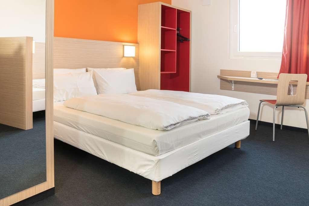 พรีเมียร์ คลาส แฟรงเฟิร์ต แอร์พอร์ต Hotel Frankfurt am Main ห้อง รูปภาพ
