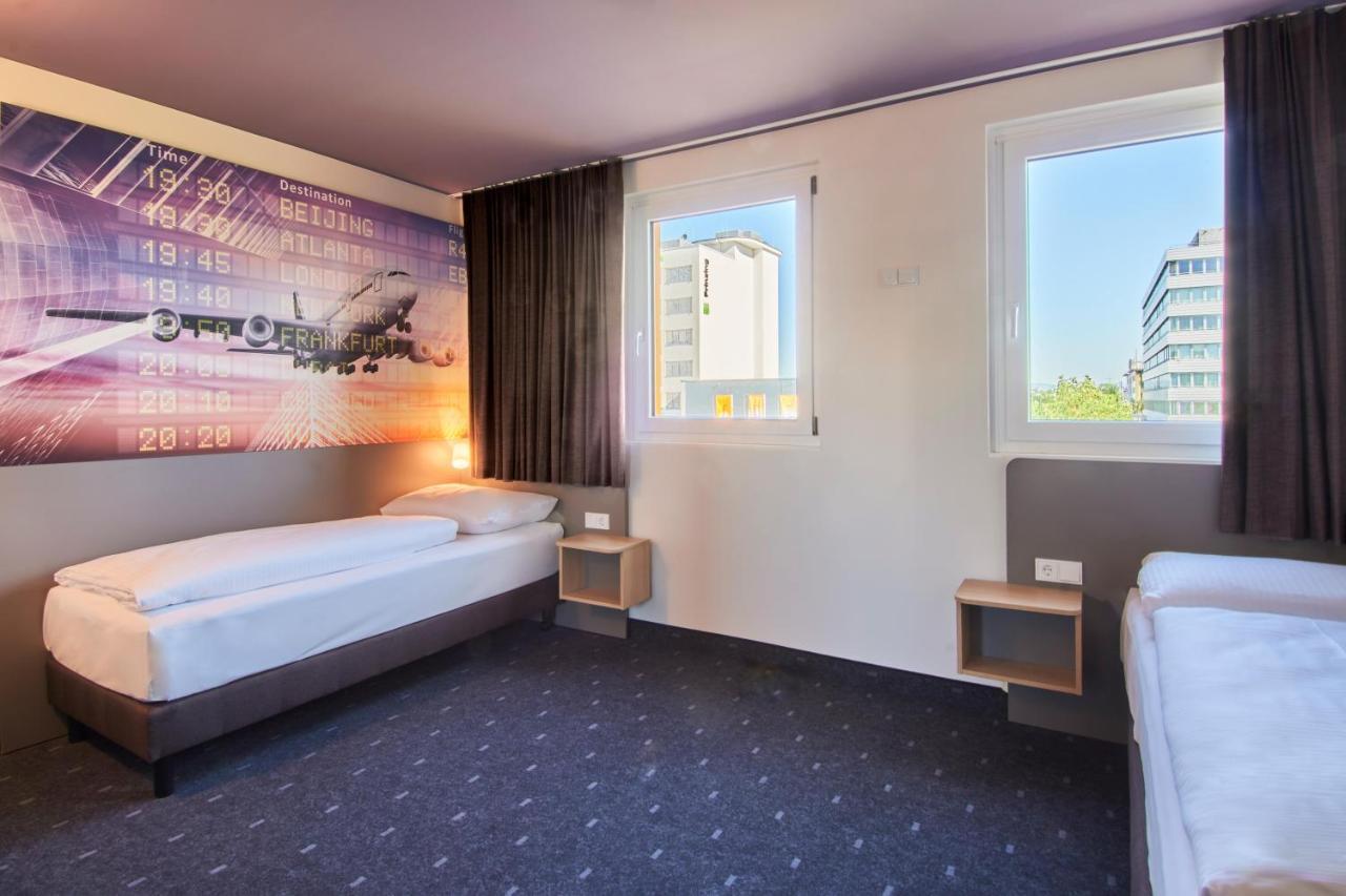 พรีเมียร์ คลาส แฟรงเฟิร์ต แอร์พอร์ต Hotel Frankfurt am Main ภายนอก รูปภาพ